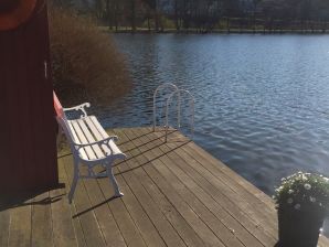 Holiday house by the lake - Waren (Müritz) - image1