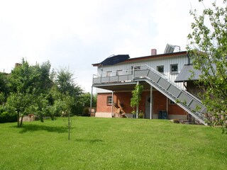 Außenansicht & Garten