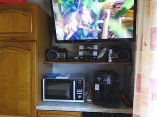 Mikrowelle, Kaffeeautomat,Hifi Anlage