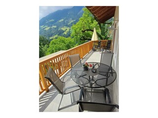 Sehr geräumiger Balkon