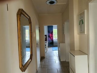Flur mit Schuhschränken