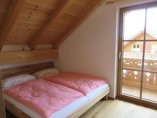 Schlafzimmer 2