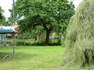 Garten mit Trampolin