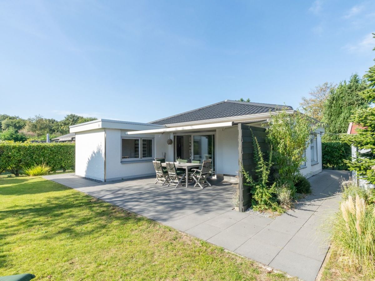 Das schöne Ferienhaus mit tollem Garten