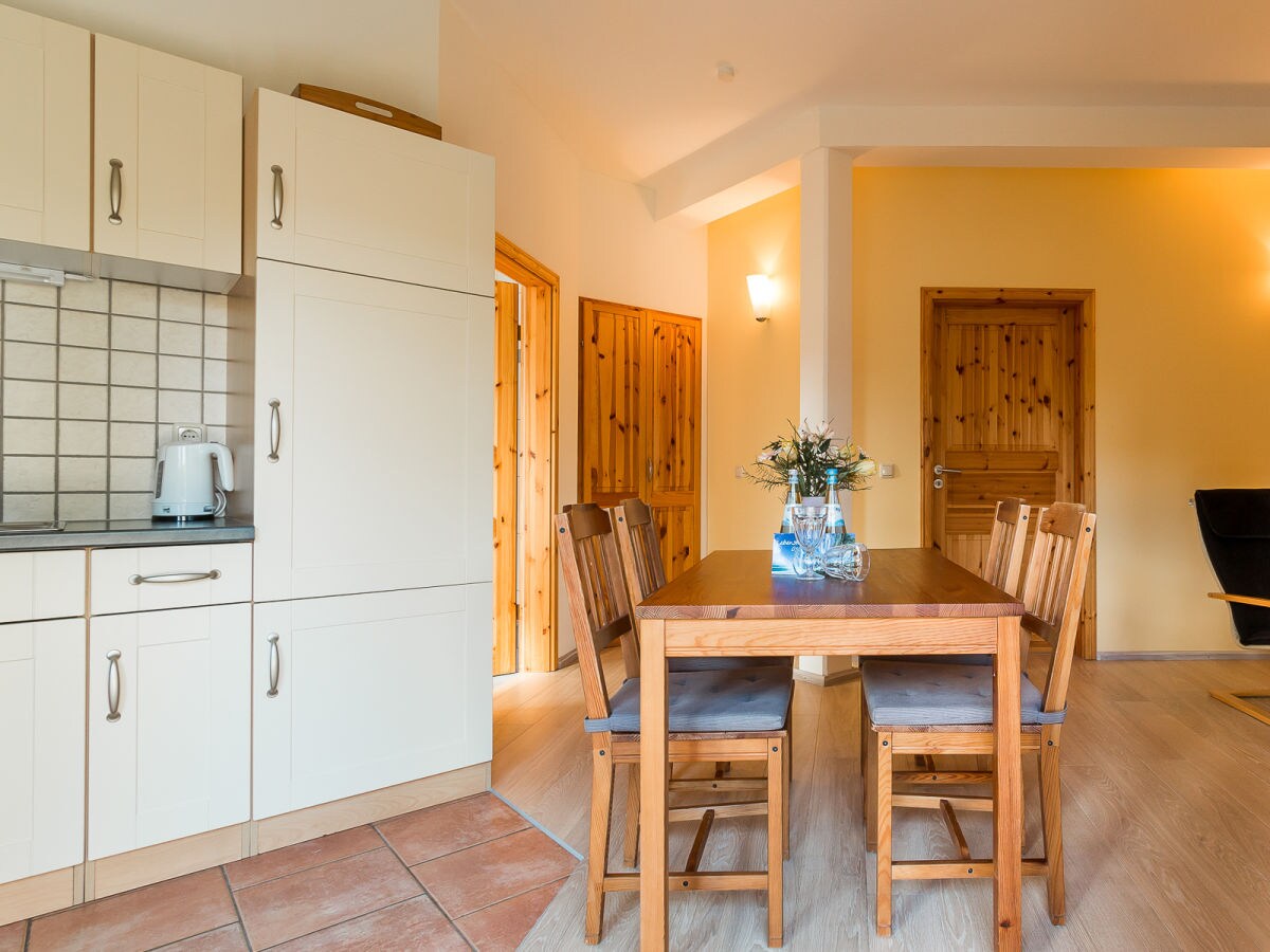 ferienwohnung haus michel 02, born firma meerfischland gmbh firma Küche Mit Esstisch Integriert ~ ferienwohnung haus michel 02, born firma meerfischland gmbh firma