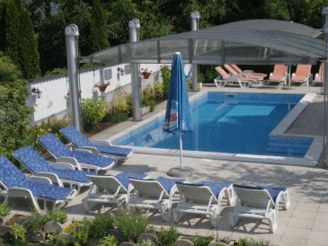 Ferienhaus mit Pool