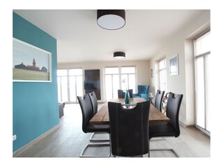 helle, geräumige Wohnung