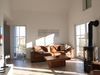 Wohnzimmer mit Kamin