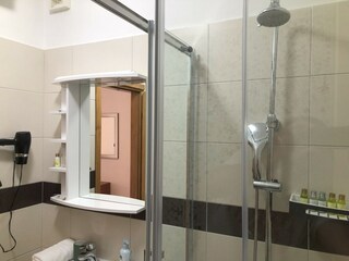 Badezimmer 1