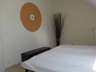 Schlafzimmer 1
