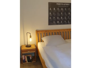 Schlafzimmer 1