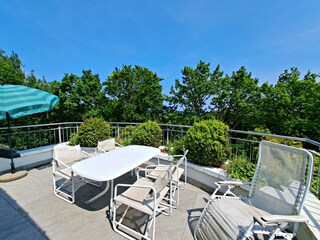 Dachterrasse und Ausblick
