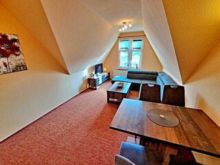 Wohn- und Essbereich