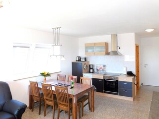 Wohnküche mit Essbereich