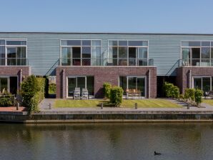 Ferienhaus Marinapark Oude-Tonge - Geschakeld eilandhuis