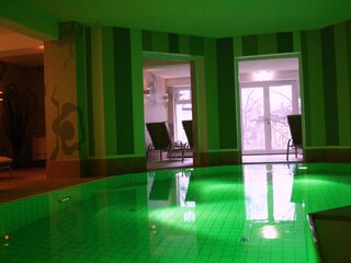 Vitalis Spa -  farblicht Pool
