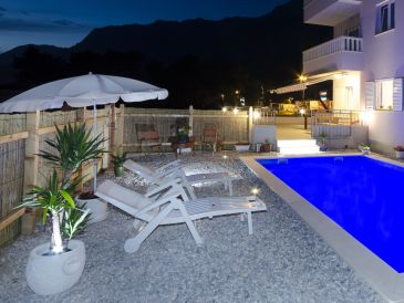 Ferienwohnung Villa Natasha with Pool