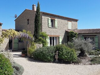 Front view of the house.