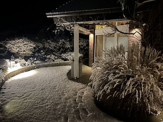 Schnee  verschönert alles was er umfasst