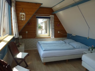 Schlafzimmer eins