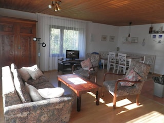 Wohn-Esszimmer WHG 1