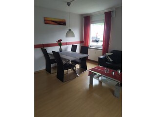Wohn- und Esszimmer