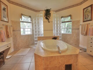 Masterbathroom