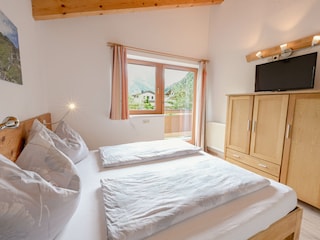 Schlafzimmer 2