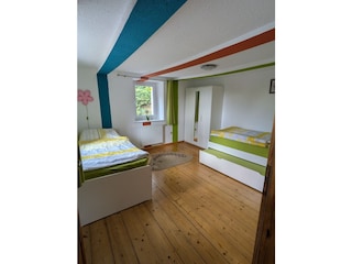 2. Schlafzimmer mit 4 Schlafmöglichkeiten