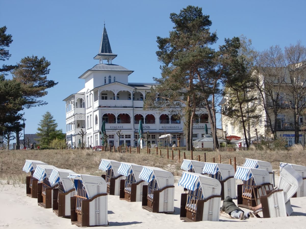 Villa Seeblick Binz in direkter Strandlage