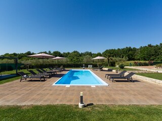 Villa Funtana Buitenaudio-opname 6