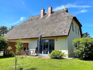 Garten auf der Südseite des Hauses
