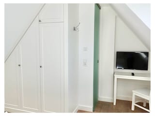 Einbaukleiderschrank