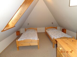Sep. Schlafzimmer Dachgeschoss - Ferienwohnung JAN 2