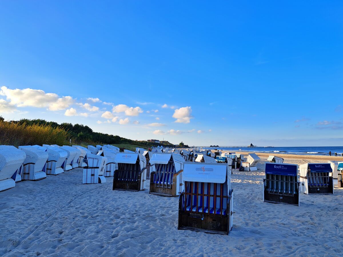 Strand mit Strandkörben