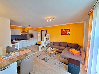 großzügiger Wohn -und Essbereich