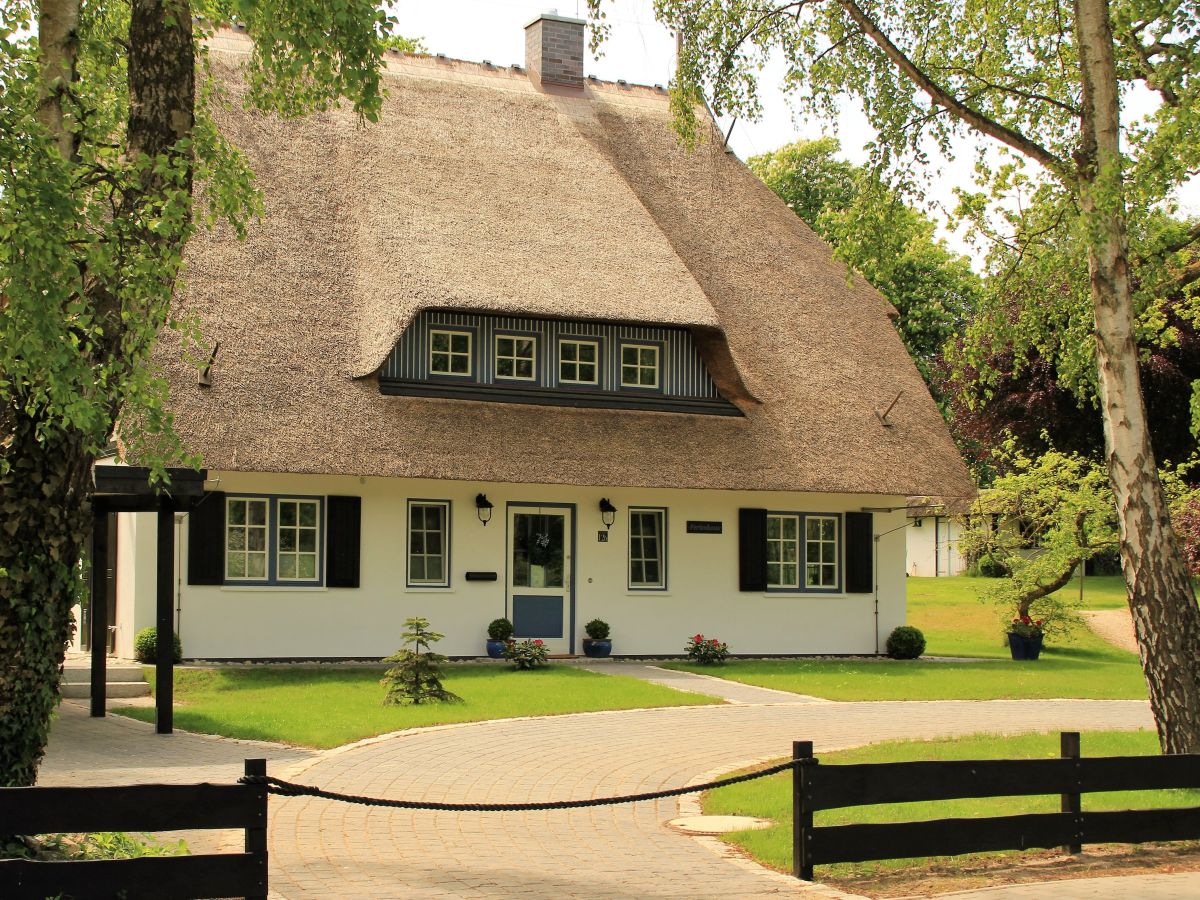 Ferienhaus "Wogen und Wind" Seestrasse