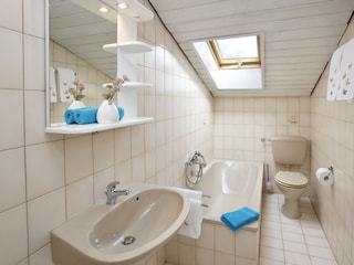 Badezimmer von Zimmer 2