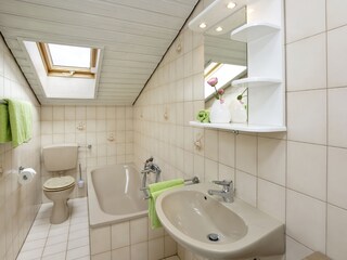 Badezimmer von Zimmer 1