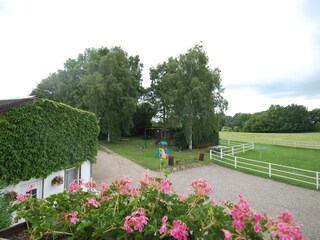 Pohnsdorfer Mühle - Blick in den Hof