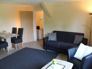 Wohnzimmer Blick in Flur