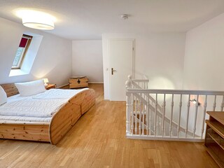 zweiter Wohn- und Schlafbereich im Dachgeschoss