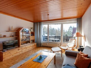 Wohn-/Essbereich mit offener Küche