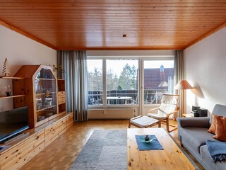 Wohn-/Essbereich mit offener Küche