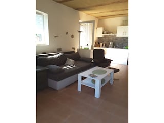 Living area, kitchenette