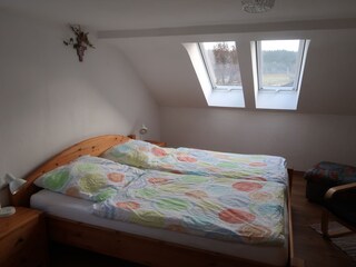 Schlafzimmer 2