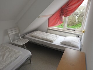 Schlafzimmer 2