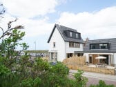 Beach House & Beach Cottage