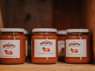 die selbstgemachten biologischen Marmeladen