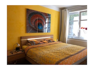 Schlafzimmer im hellen Souterrain